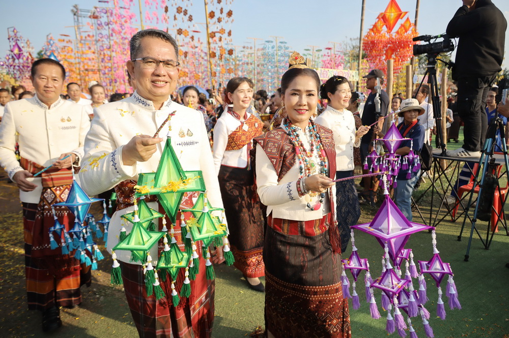 เริ่มแล้ว งานประเพณีเทศกาล &ldquo;มาฆปูรณมีบูชา&rdquo; ทะเลธุงอีสาน จังหวัดกาฬสินธุ์ &nbsp;ประจำปี &nbsp;2569 &nbsp;จัดอย่างยิ่งใหญ่ในระหว่างวันที่ 28 กุมภาพันธ์ &ndash; 9 มีนาคม &nbsp;2569 &nbsp;ณ โบราณสถานเมืองฟ้าแดดสงยางพระธาตุยาคู 