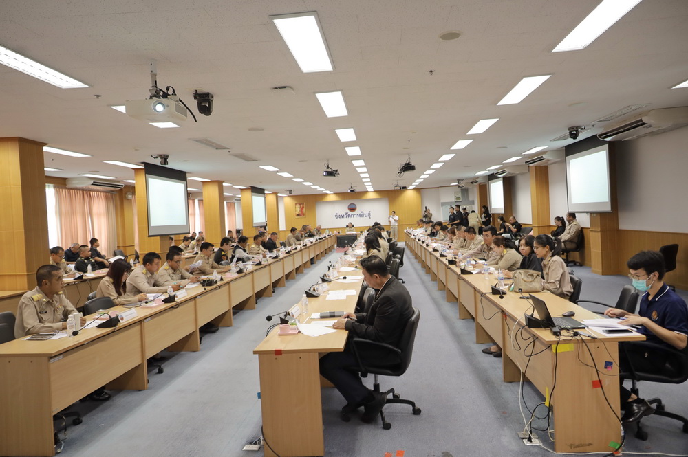 จังหวัดกาฬสินธุ์ เตรียมการรับเสด็จฯ พระบาทสมเด็จพระเจ้าอยู่หัว และสมเด็จพระนางเจ้าฯพระบรมราชินี จะเสด็จฯทรงประกอบพิธีตัดหวายลูกนิมิตพระอุโบสถ ณ วัดประชานิยม พระอารามหลวง อำเภอเมือง จังหวัดกาฬสินธุ์&nbsp;