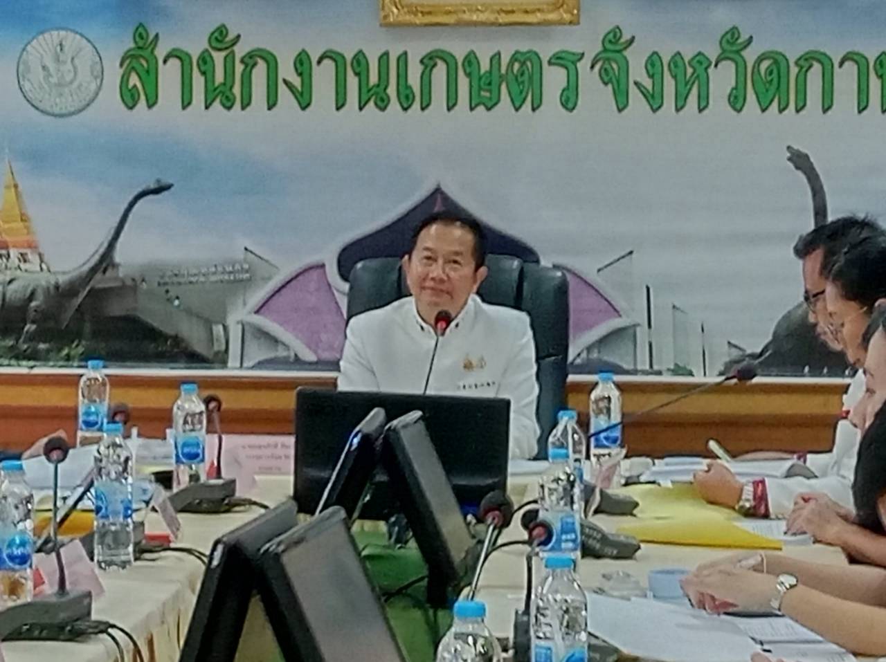 จังหวัดกาฬสินธุ์ &nbsp;ขับเคลื่อนงานส่งเสริมวิสาหกิจชุมชนในระดับพื้นที่ให้เกิดความเข้มแข็งและยกระดับศักยภาพให้สูงขึ้น