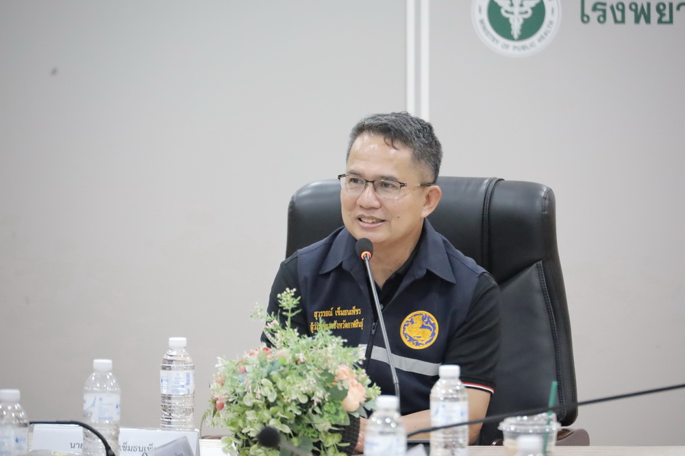 ผู้ว่าราชการจังหวัดกาฬสินธุ์ นำทีมส่วนราชการ ติดตามผลการดำเนินงานมินิธัญญารักษ์โรงพยาบาลสมเด็จ เน้นย้ำการฝึกอาชีพผู้เข้ารับการบำบัดรักษา เพื่อสร้างงาน สร้างรายได้ ป้องกันการกลับมาเสพซ้ำ